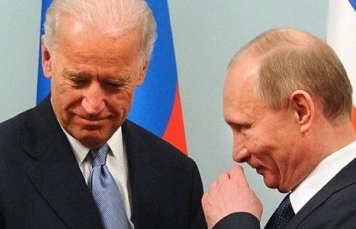 بوتين وبايدن يجريان أول مكالمة بينهما ويعربان عن ارتياحهما من الاتفاق على تمديد 