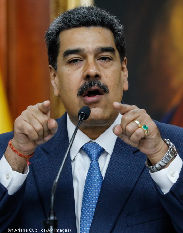 مادورو يعلن استعداد الجيش الفنزويلي لصد أي عدوان من كولومبيا