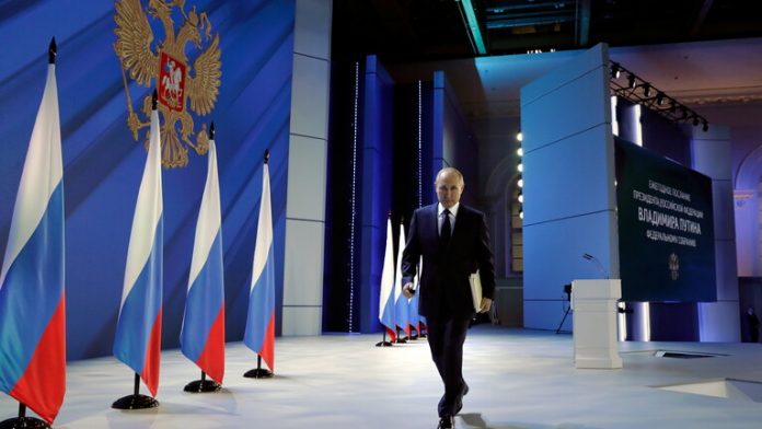 بوتين يدعو شركاء روسيا الدوليين إلى تبني 