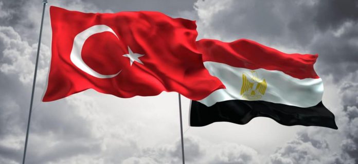 خبير يفسر رغبة تركيا في التطبيع مع مصر