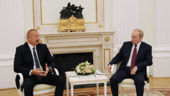 بوتين يستقبل علييف في موسكو ويشكره على إيجاده حلولا توافقية لمسألة قره باغ.موقع أصدقاء سورية.