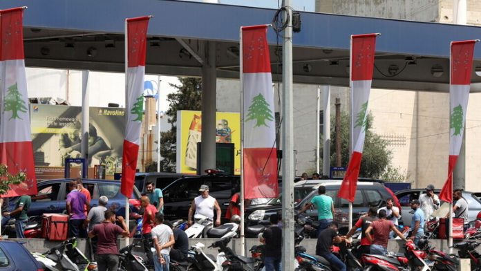 من دفع ثمنه؟.. برلماني إيراني: الوقود الذي أرسل إلى لبنان لم يكن مجانيا.موقع أصدقاء سورية.